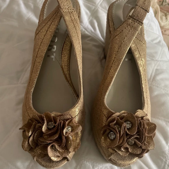 Wedges - Picture 9 of 9